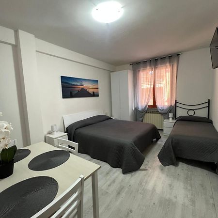 Your Home Outlet 4 Serravalle Scrivia Eksteriør billede
